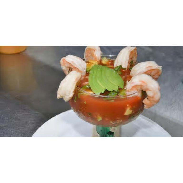 Savor Our Coctel de Camarones